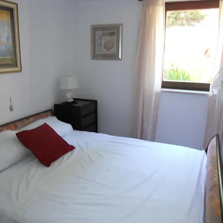 Apartment Lavanda Supetar